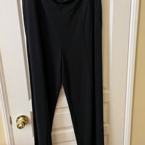 Black loose pants